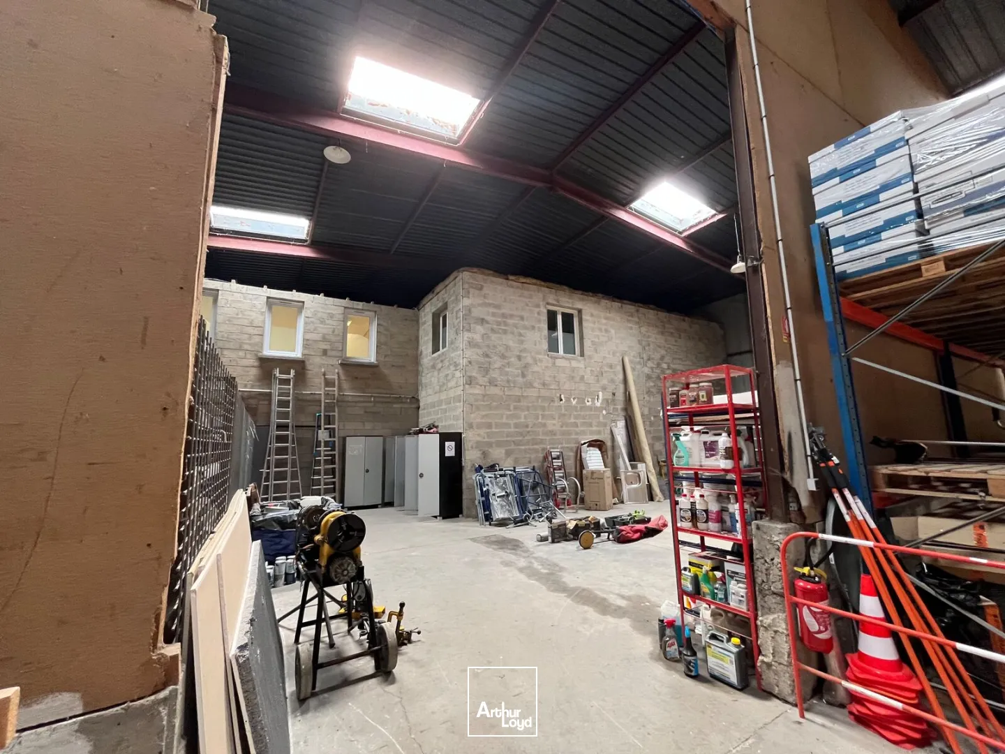 Locaux d'activité & Entrepôts - Location - CREIL - 60100 - 703-703 - 7949923