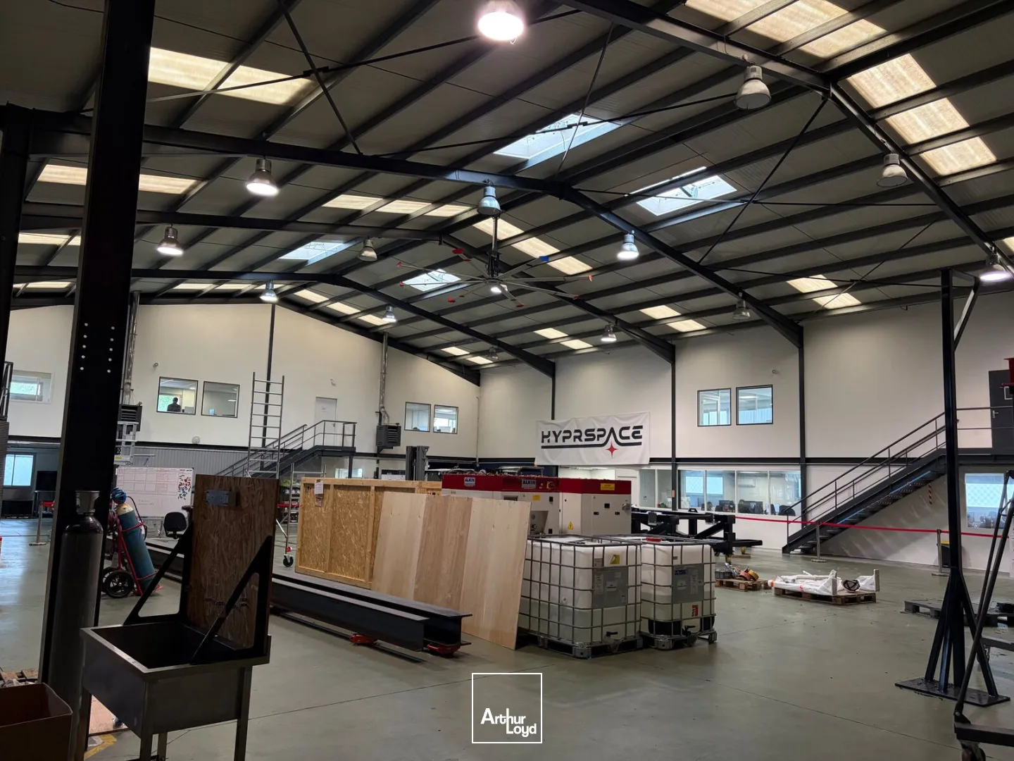 Locaux d'activité & Entrepôts - Location - LE HAILLAN - 33185 - 1620-1620 - 7950032