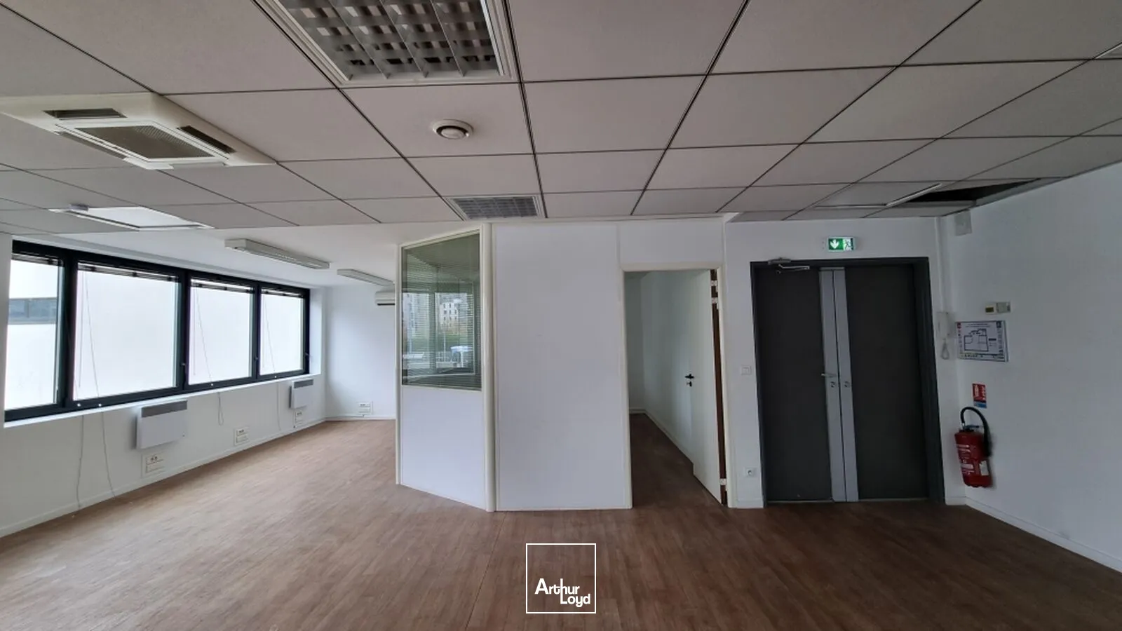 Bureaux - Location - ISSY LES MOULINEAUX - 92130 - 97.8-422.05 - 7950332