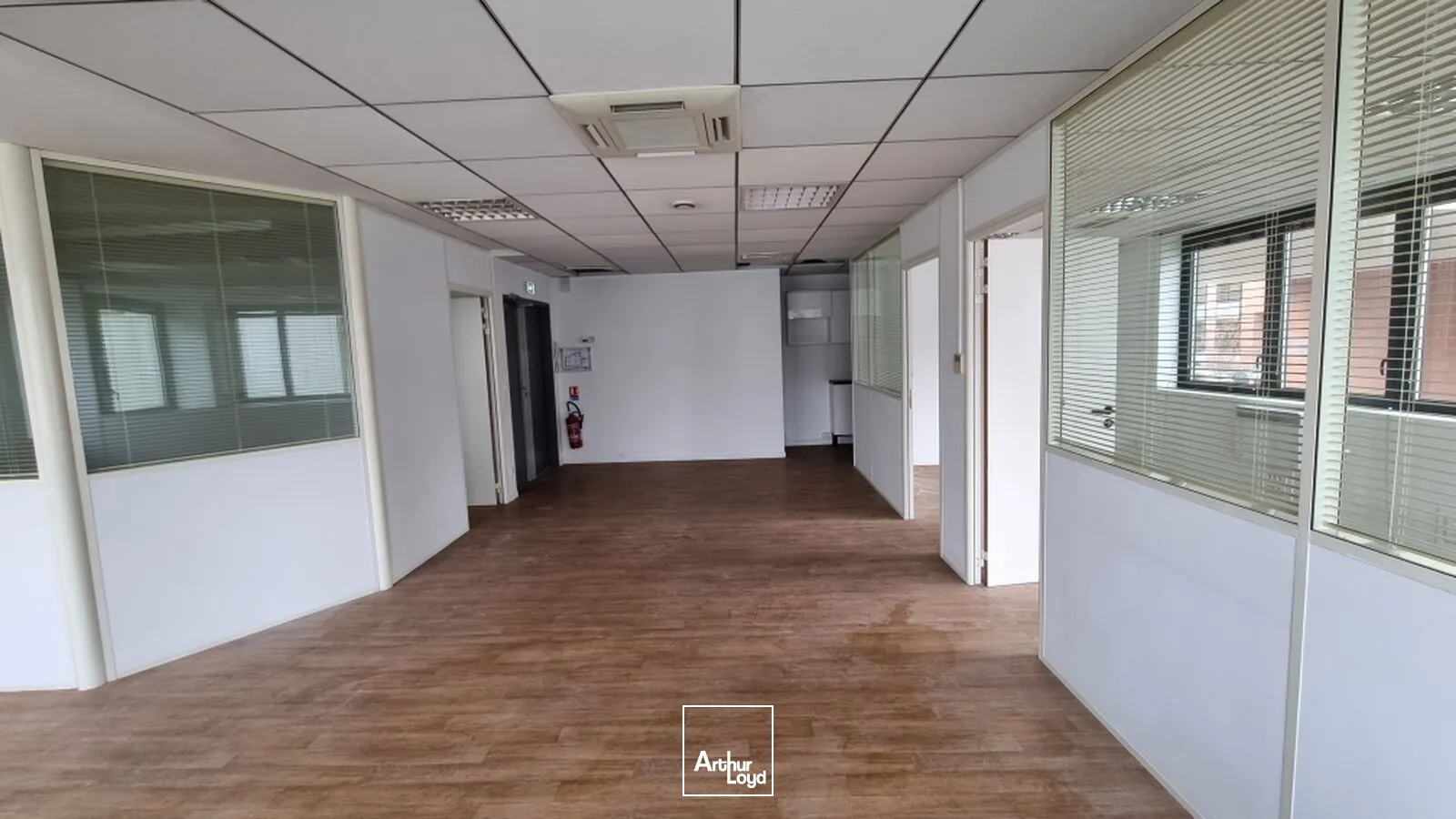 Bureaux - Location - ISSY LES MOULINEAUX - 92130 - 97.8-422.05 - 7950333