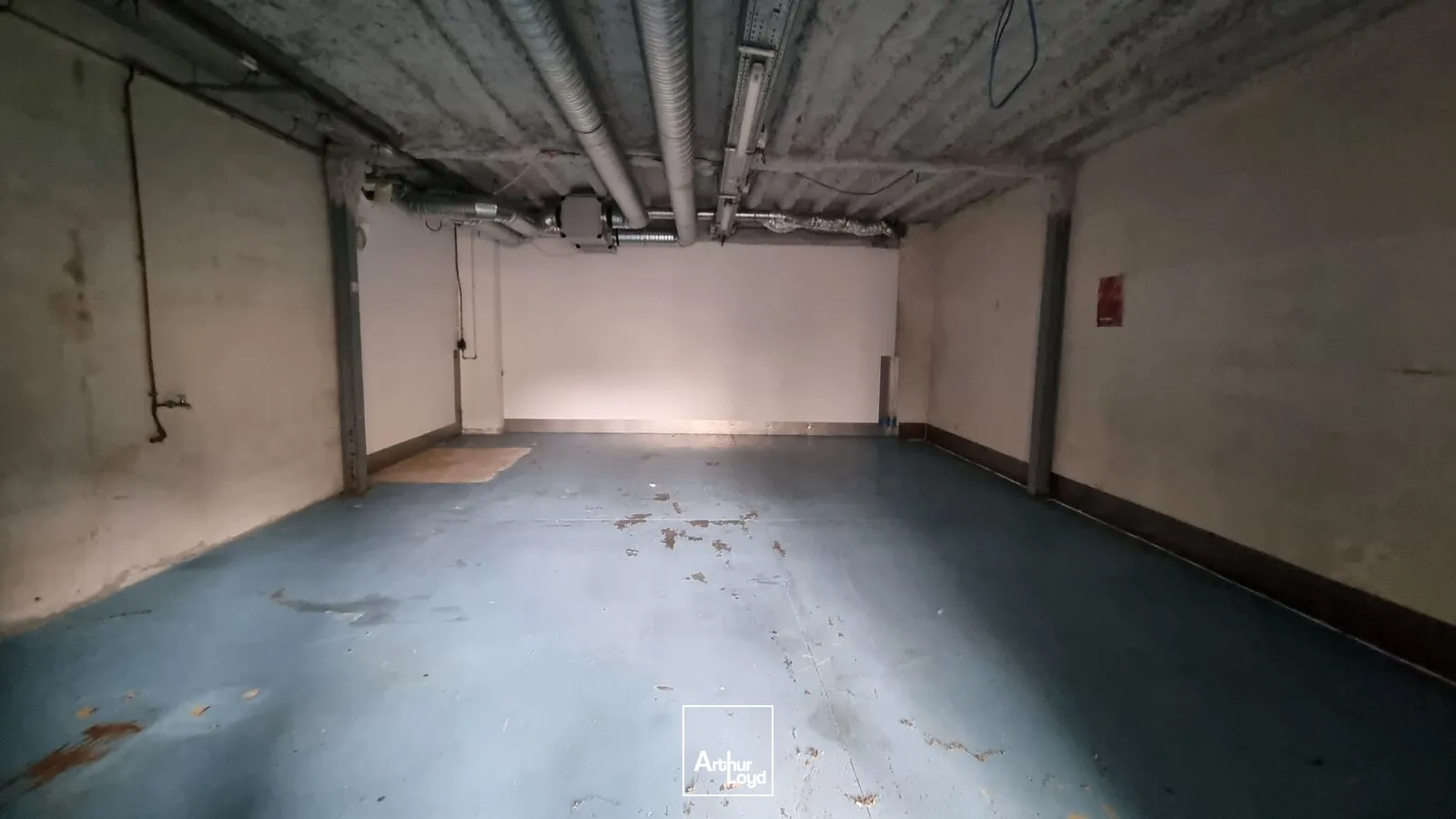 Locaux d'activité & Entrepôts - Location - PARIS - 75015 - 245.34-2919.41 - 7950422
