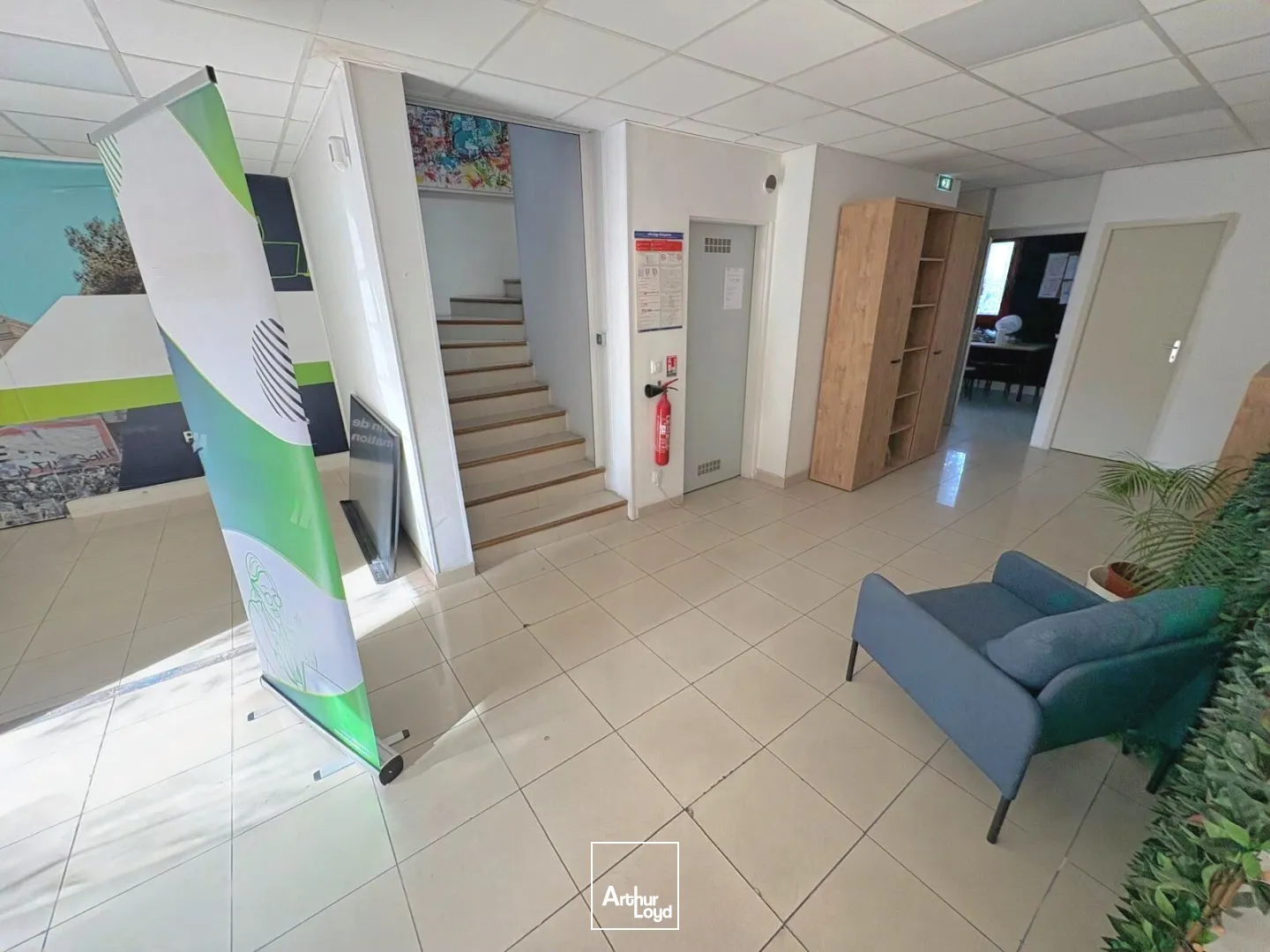 Locaux d'activité & Entrepôts - Location - AUBAGNE - 13400 - 125-1297 - 7950443