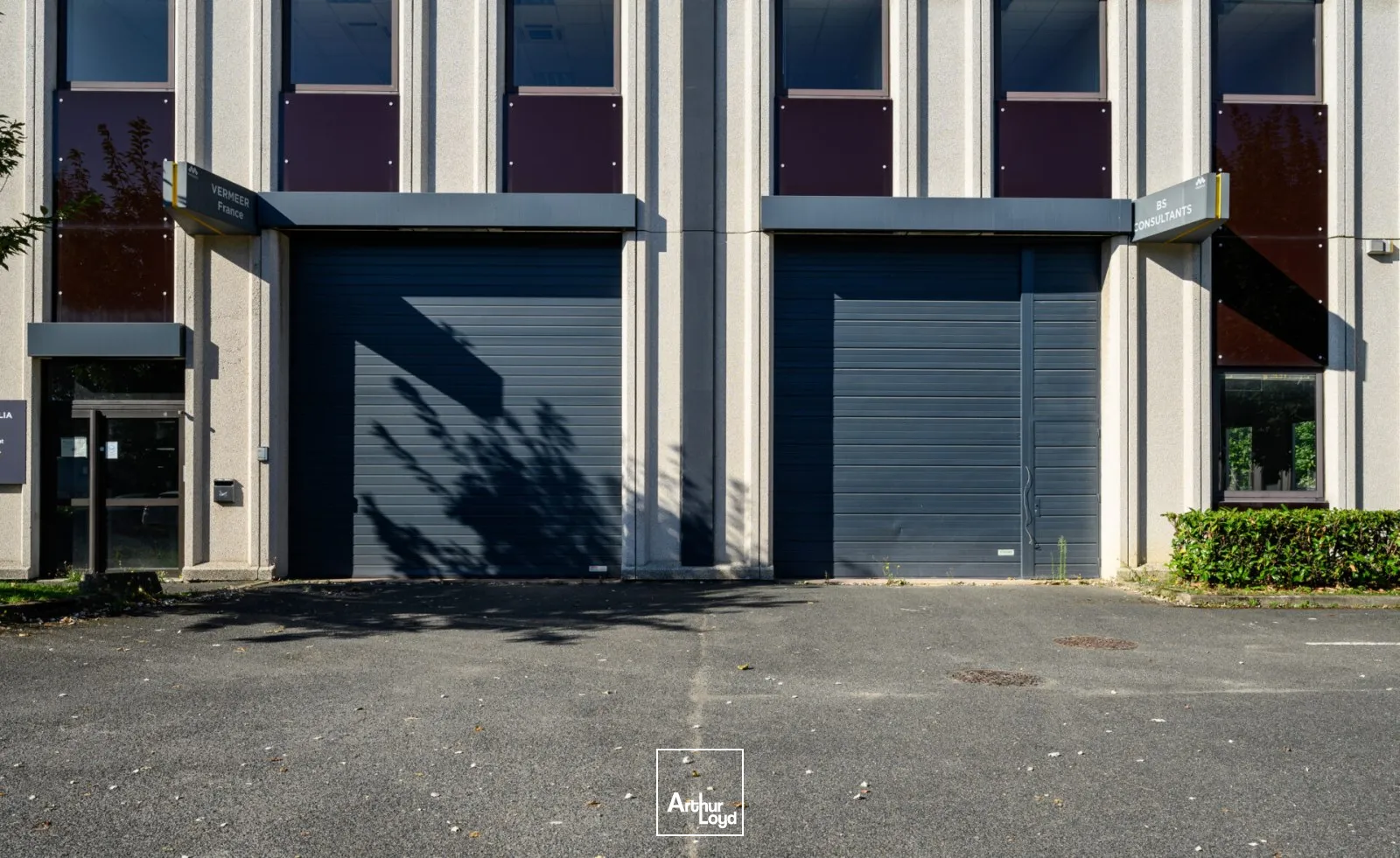 Locaux d'activité & Entrepôts - Location - VILLEBON SUR YVETTE - 91140 - 689-689 - 7950563
