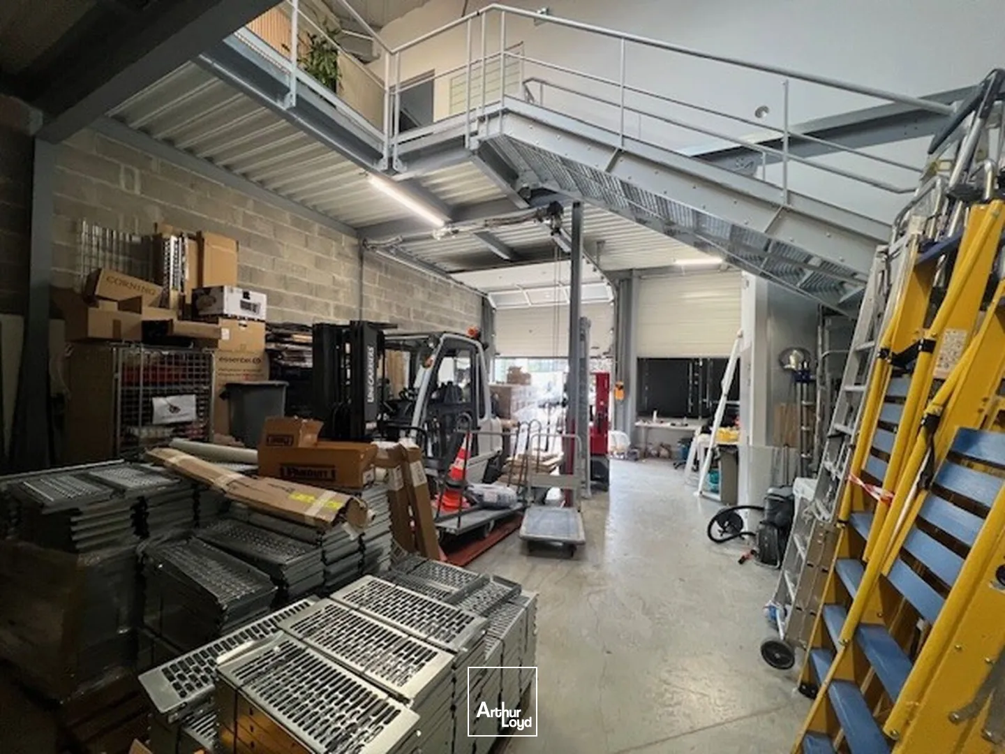 Locaux d'activité & Entrepôts - Location - VILLEJUST - 91140 - 205-205 - 7950573