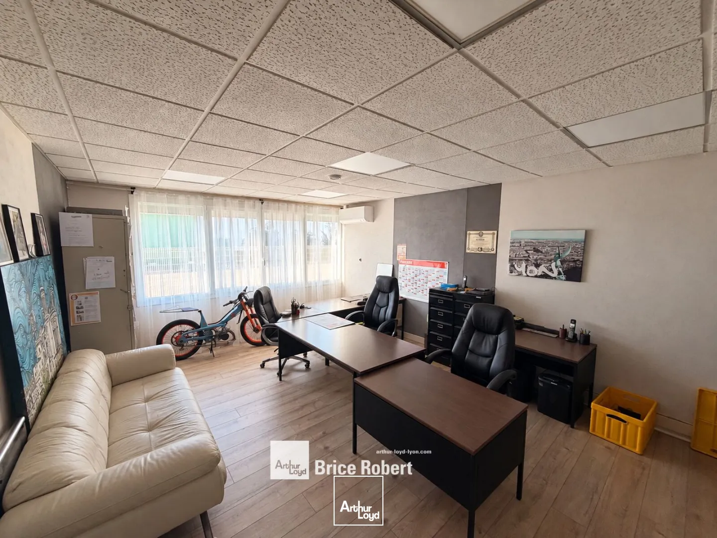 Locaux d'activité & Entrepôts - Location - VAULX EN VELIN - 69120 - 160-160 - 7950832