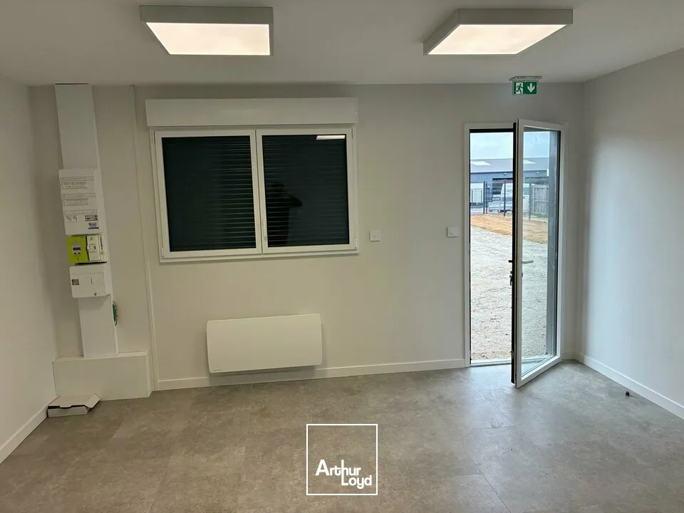 Locaux d'activité & Entrepôts - Location - VENANSAULT - 85190 - 202-202 - 7951085