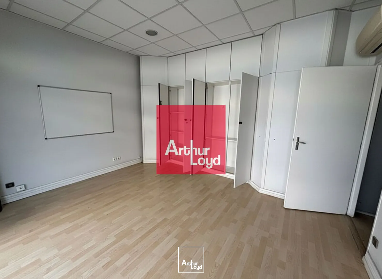 Locaux commerciaux - Location - GRENOBLE - 38100 - 107.8-107.8 - 7951282