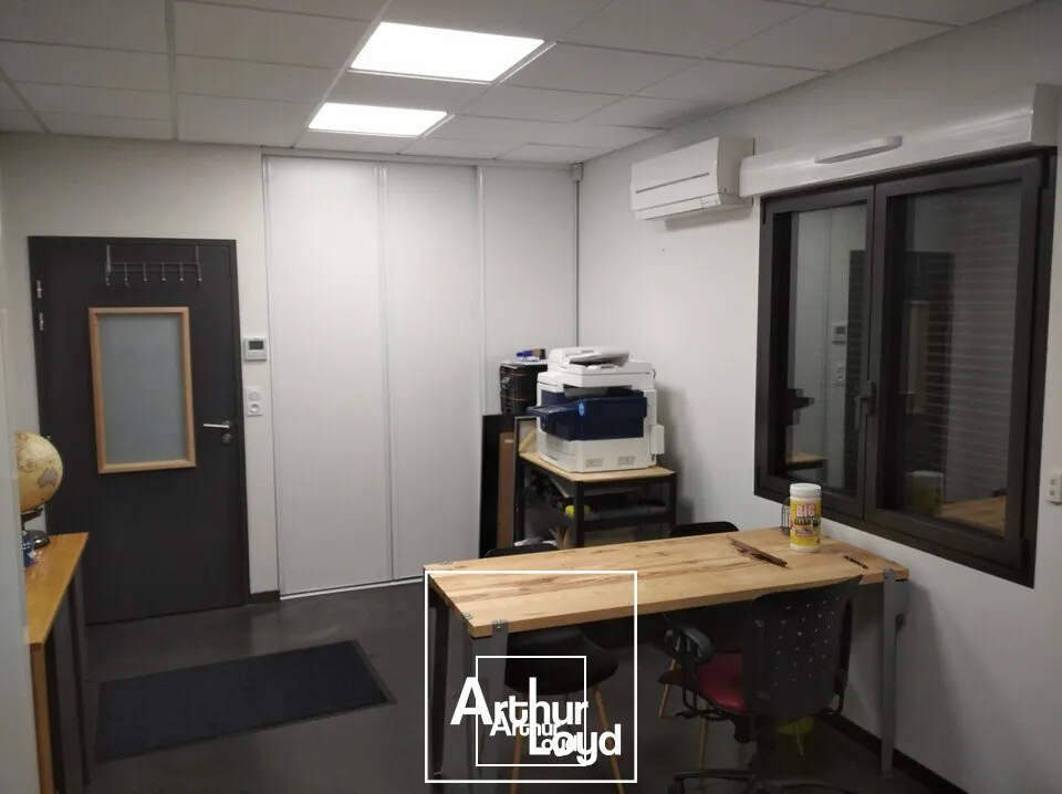 Bureaux - Location - SAINT PANTALEON DE LARCHE - 19600 - 21.5-21.5 - 7951978