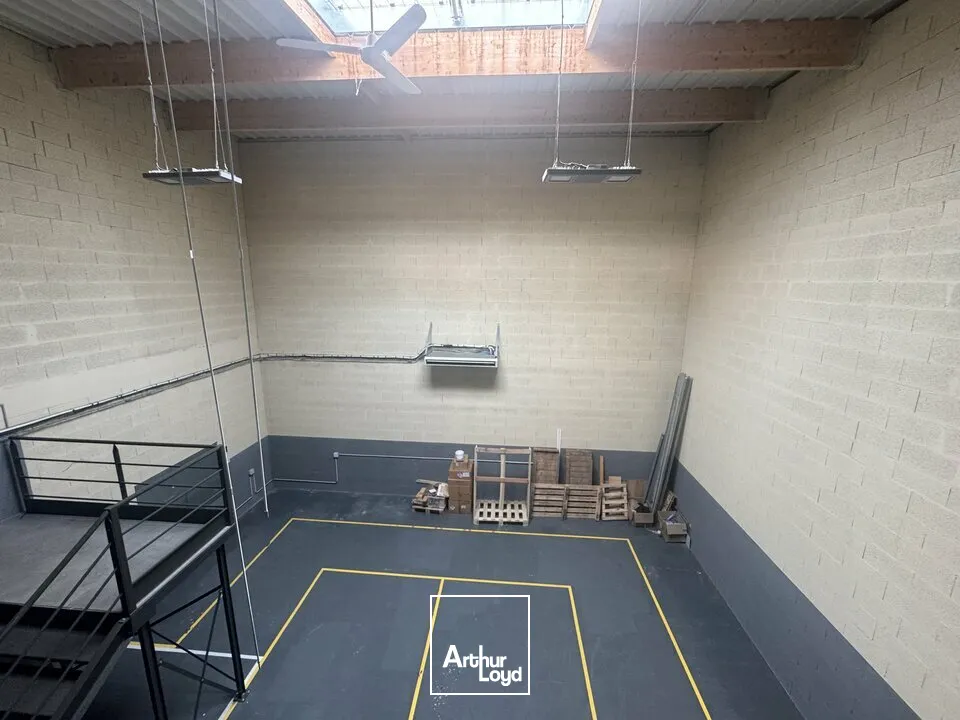 Locaux d'activité & Entrepôts - Vente - LA VILLE AUX DAMES - 37700 - 206-206 - 7952063
