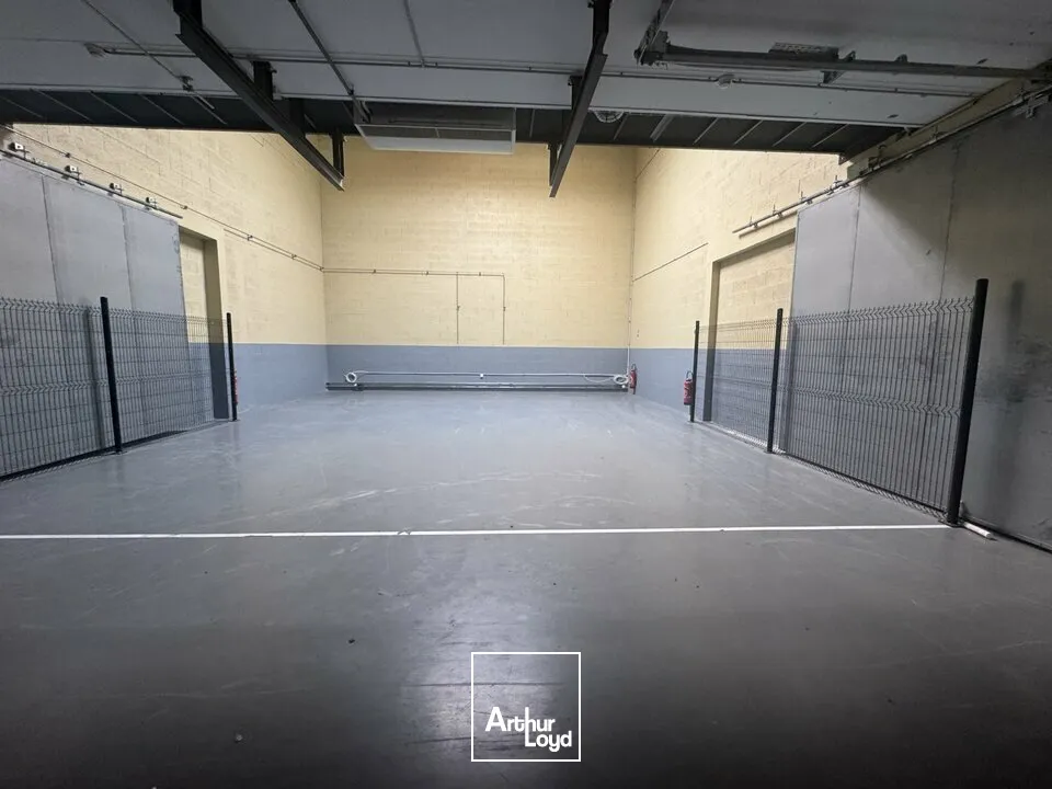 Locaux d'activité & Entrepôts - Vente - LA VILLE AUX DAMES - 37700 - 206-206 - 7952067