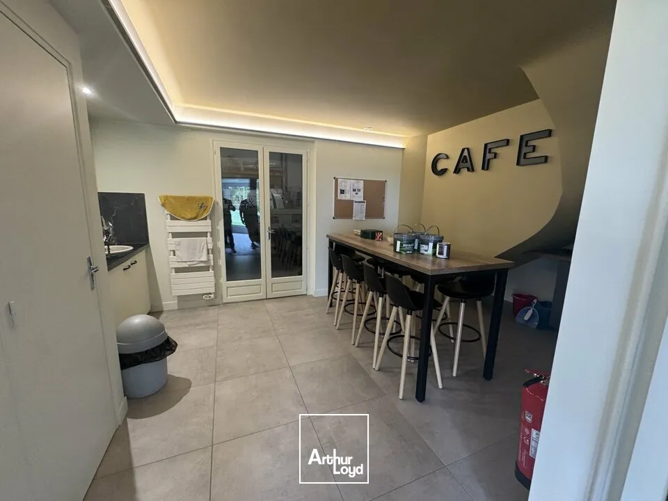 Locaux d'activité & Entrepôts - Vente - VÉRETZ - 37270 - 250-250 - 7952073