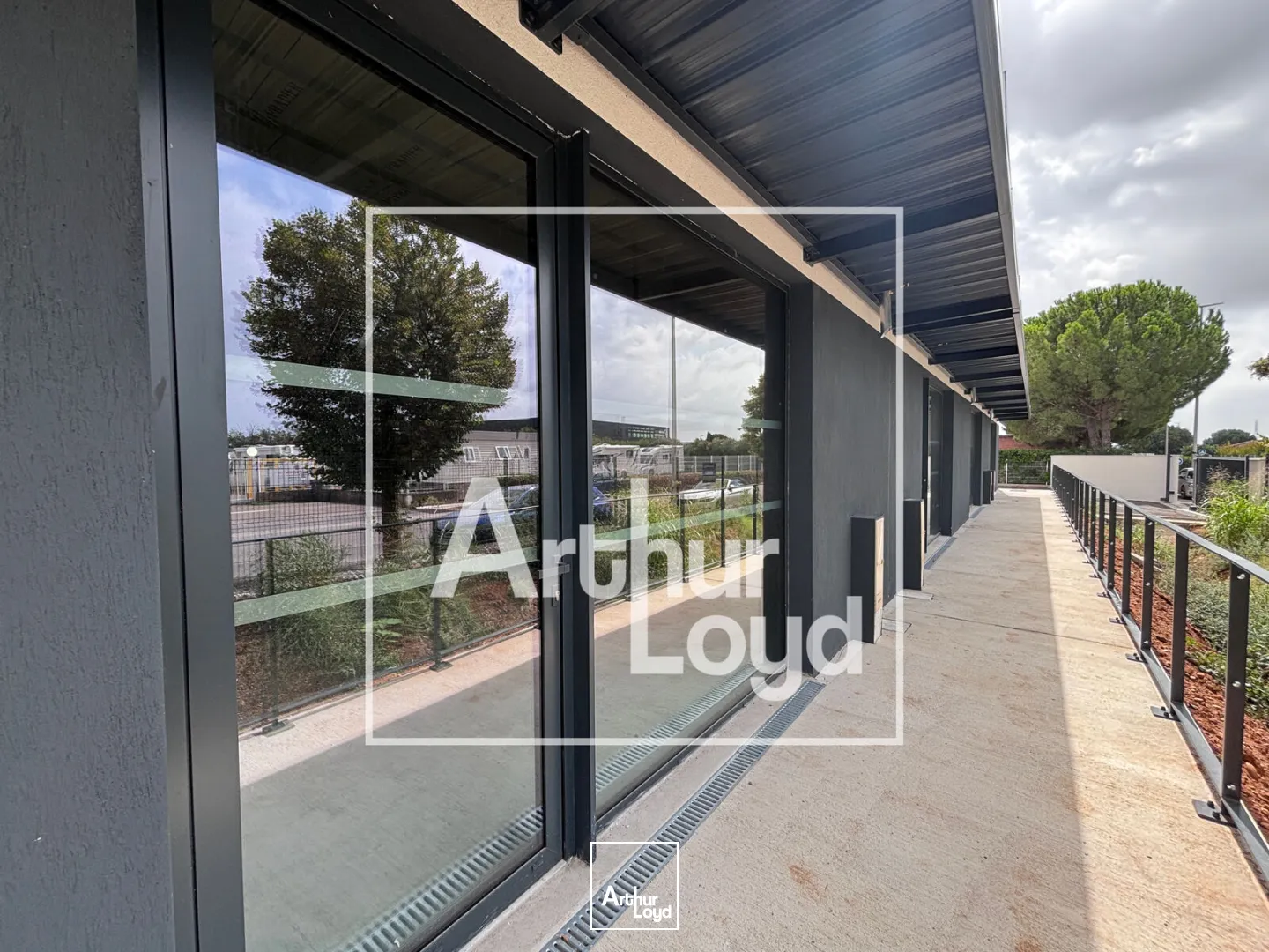 Locaux d'activité & Entrepôts - Vente - MILHAUD - 30540 - 90-625.2 - 7952194
