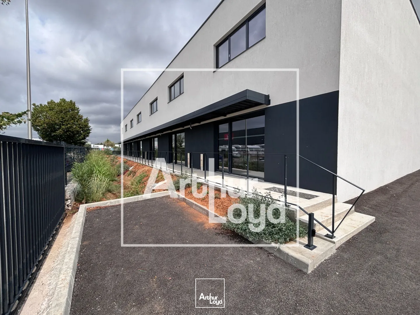 Locaux d'activité & Entrepôts - Vente - MILHAUD - 30540 - 90-625.2 - 7952195