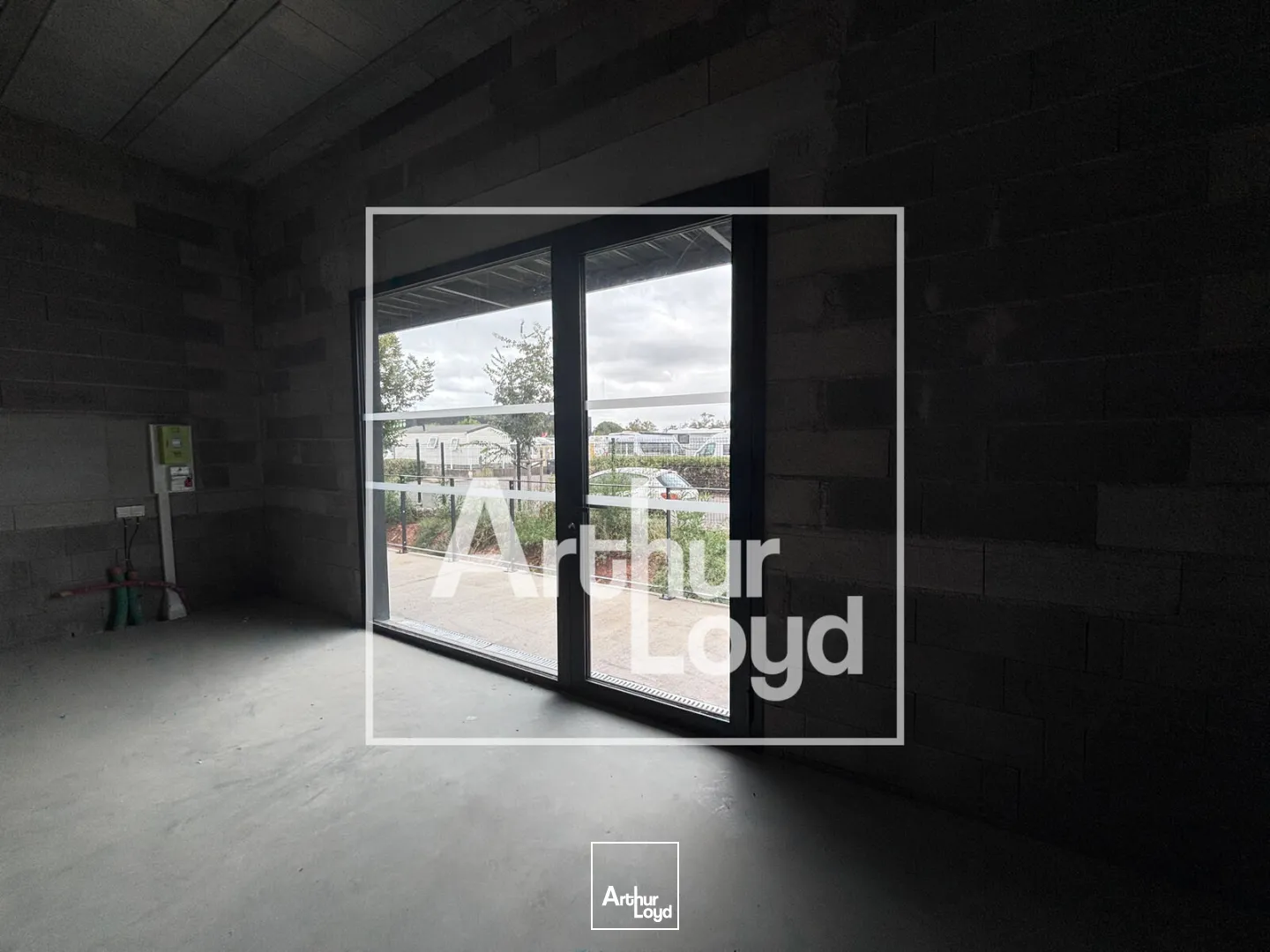 Bureaux - Vente - MILHAUD - 30540 - 177-177 - 7952200