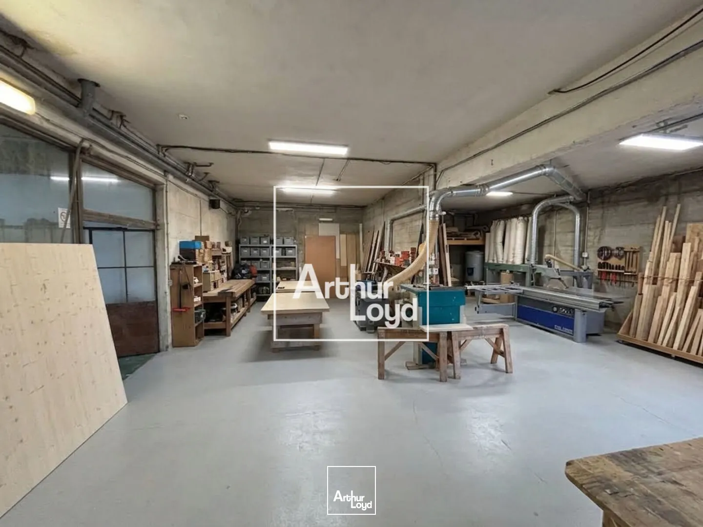 Locaux d'activité & Entrepôts - Location - NIMES - 30000 - 143-143 - 7952211