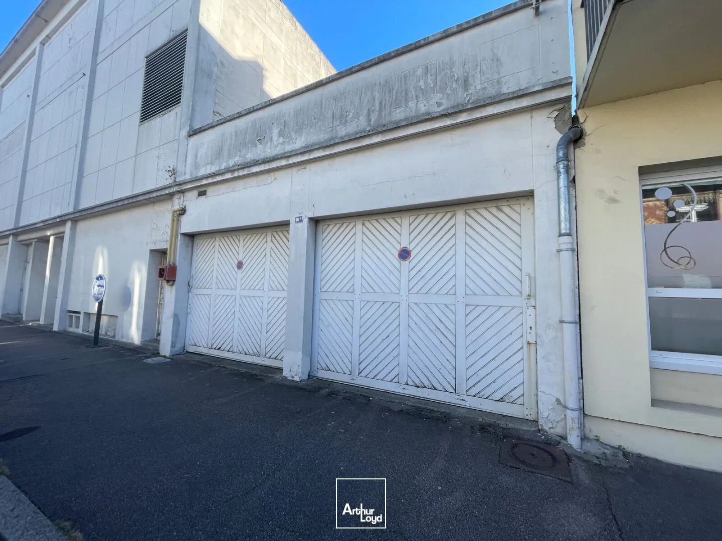 Locaux commerciaux - Vente - PONT AUDEMER - 27500 - 1200-1200 - 7952414