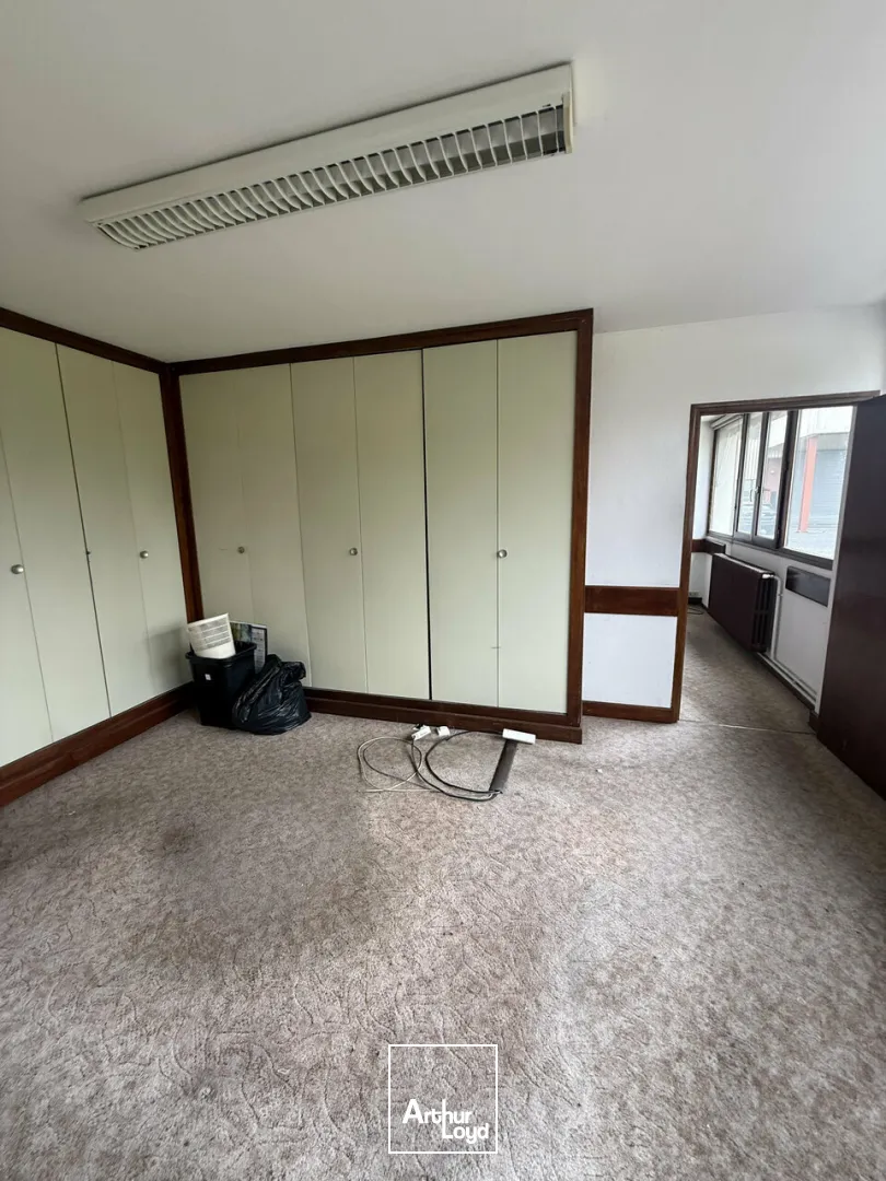 Bureaux - Location - TERRASSON-LAVILLEDIEU - 24120 - 1213-1213 - 7952906