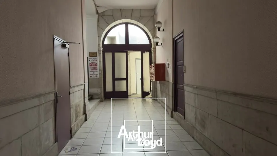 Bureaux - Location - PÉRIGUEUX - 24000 - 122-122 - 7952923
