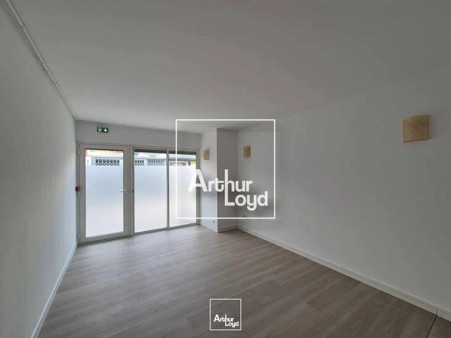 Locaux commerciaux - Location - LE GRAU DU ROI - 30240 - 40-40 - 7953085