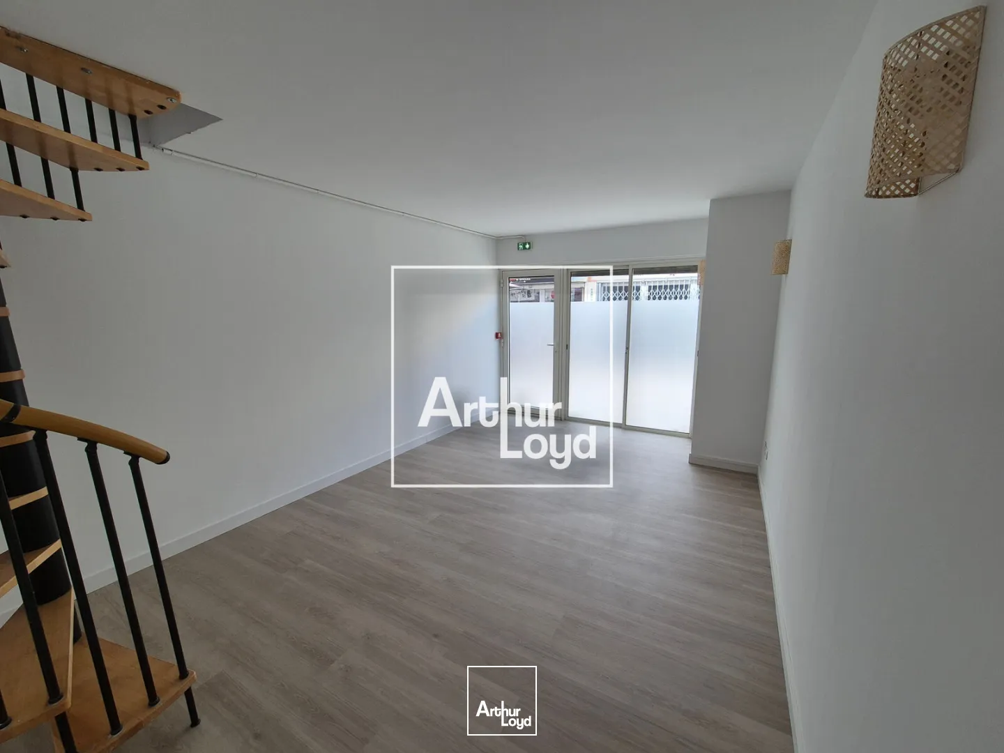 Locaux commerciaux - Location - LE GRAU DU ROI - 30240 - 40-40 - 7953087
