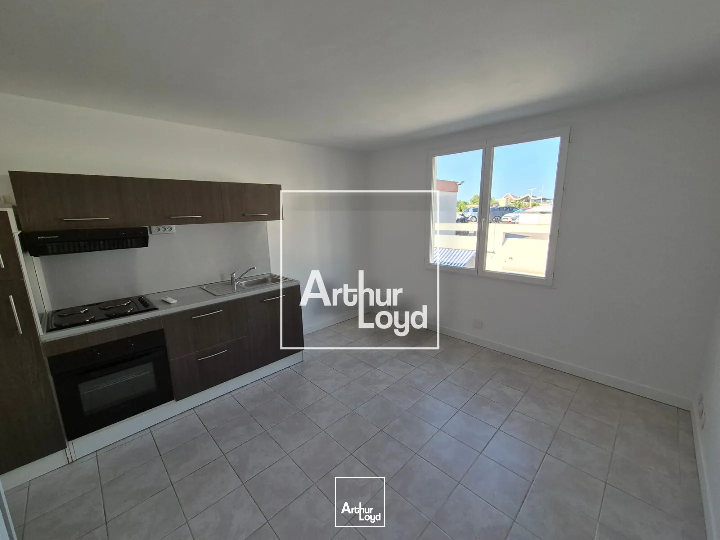 Locaux commerciaux - Location - LE GRAU DU ROI - 30240 - 40-40 - 7953089