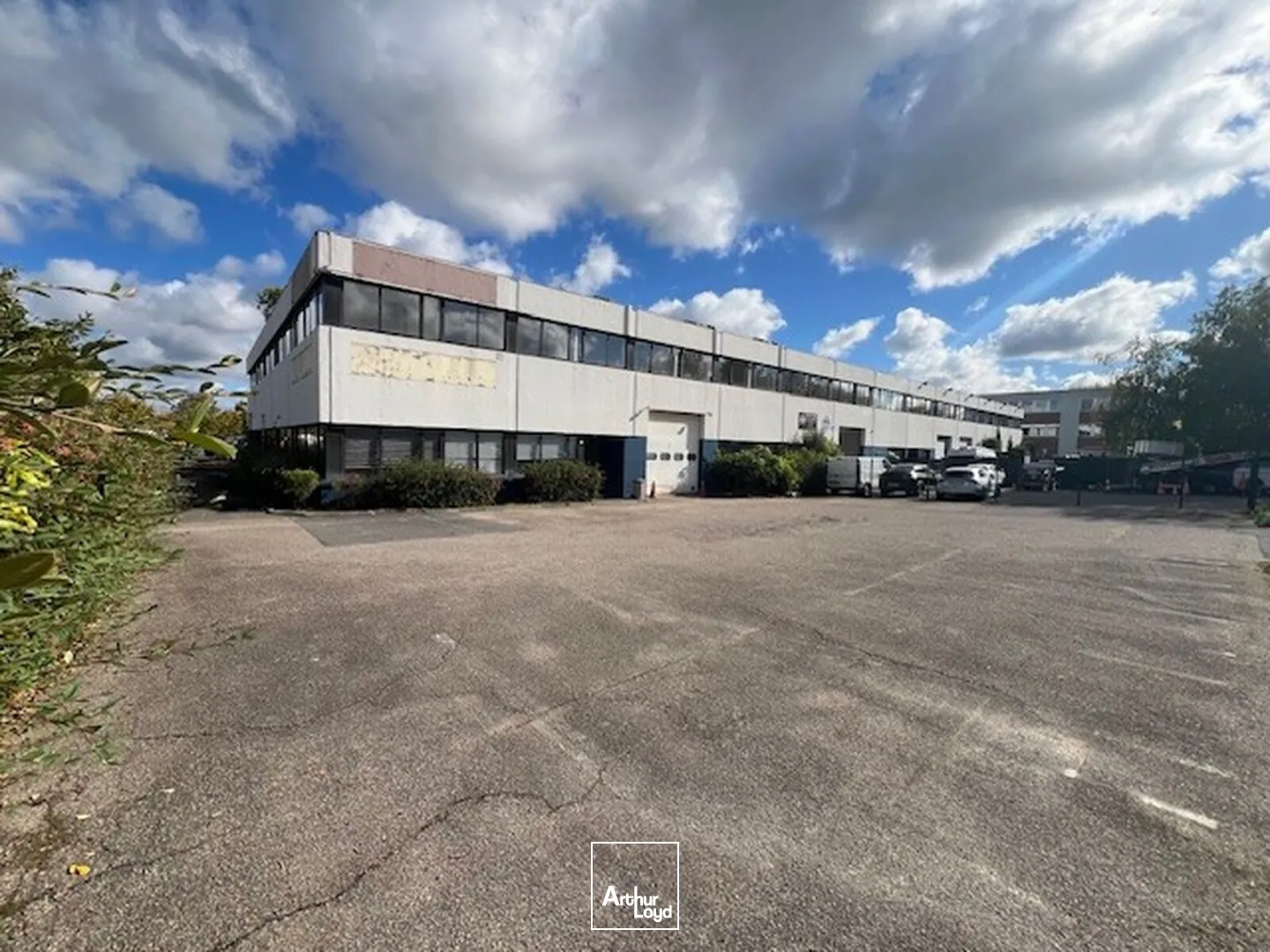 Locaux d'activité & Entrepôts - Vente - BUC - 78530 - 492.1-1203.1 - 7953488