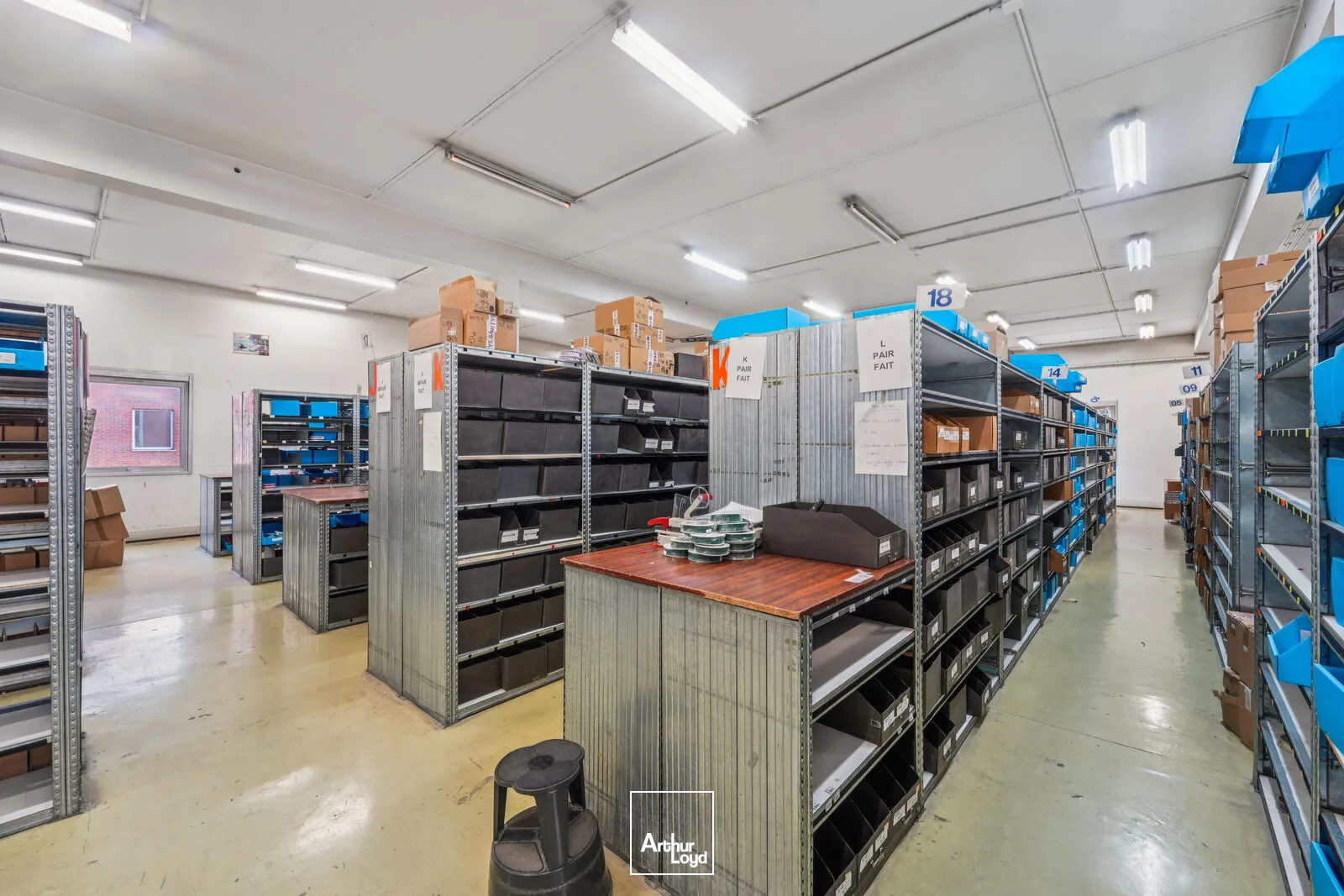 Locaux d'activité & Entrepôts - Vente - NANTERRE - 92000 - 2080-2080 - 7953510