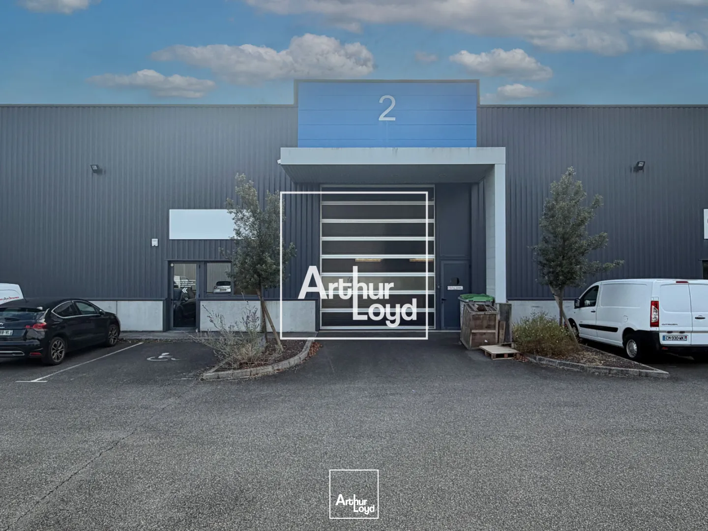 Locaux d'activité & Entrepôts - Location - TOULOUSE - 31100 - 215-215 - 7953536