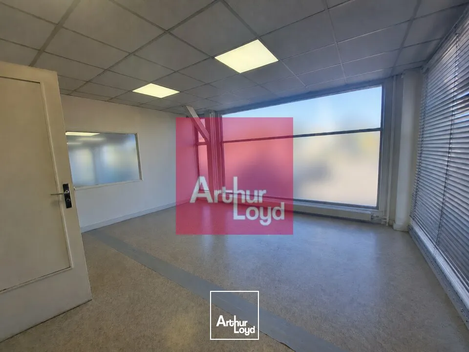Locaux d'activité & Entrepôts - Vente - CLERMONT-FERRAND - 63000 - 937-937 - 7953908