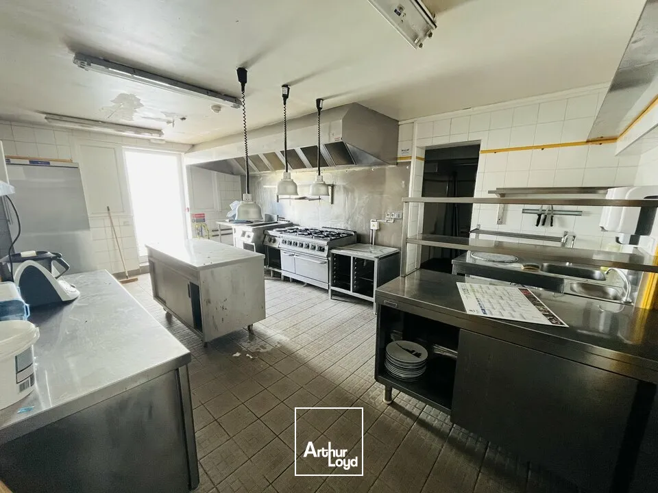 Locaux commerciaux - Vente - LILLEBONNE - 76170 - 900-900 - 7954030
