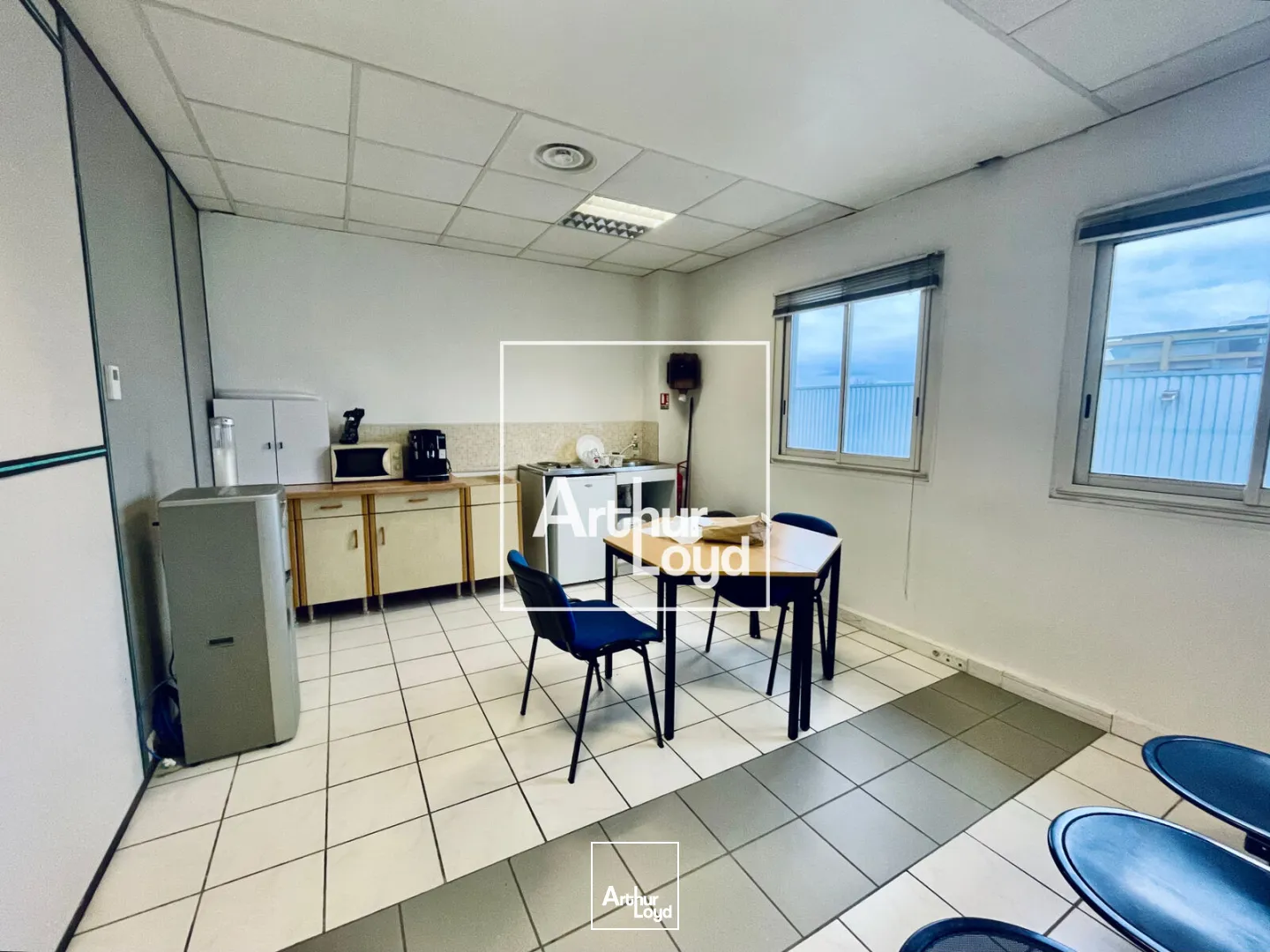 Bureaux - Vente - NIMES - 30900 - 44-153 - 7954090