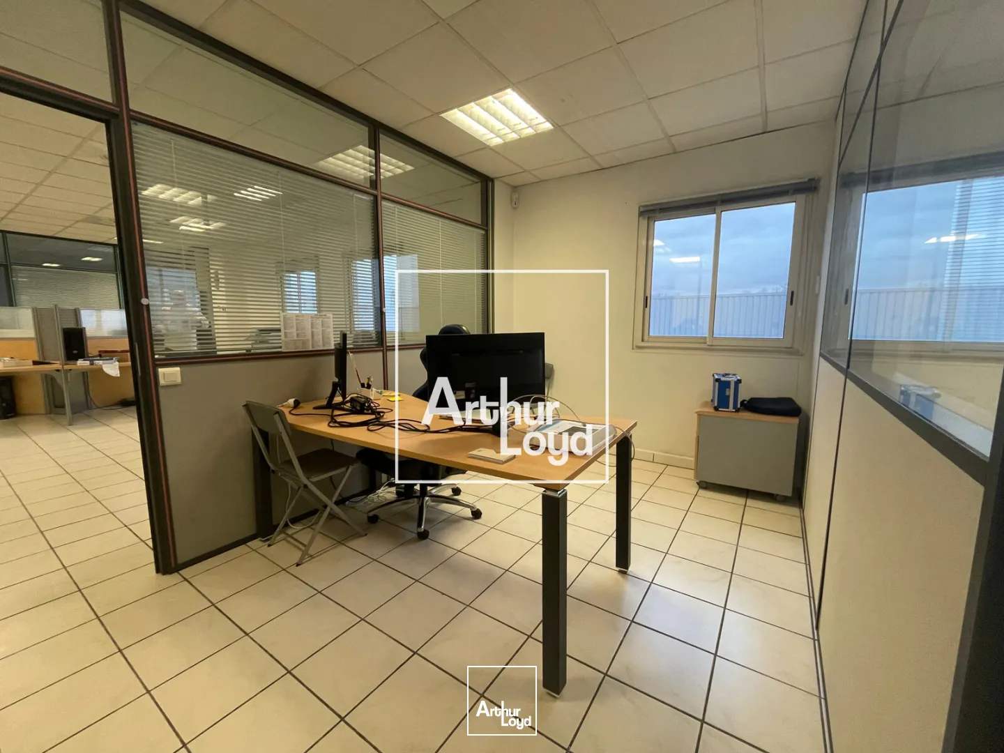 Bureaux - Vente - NIMES - 30900 - 44-153 - 7954093