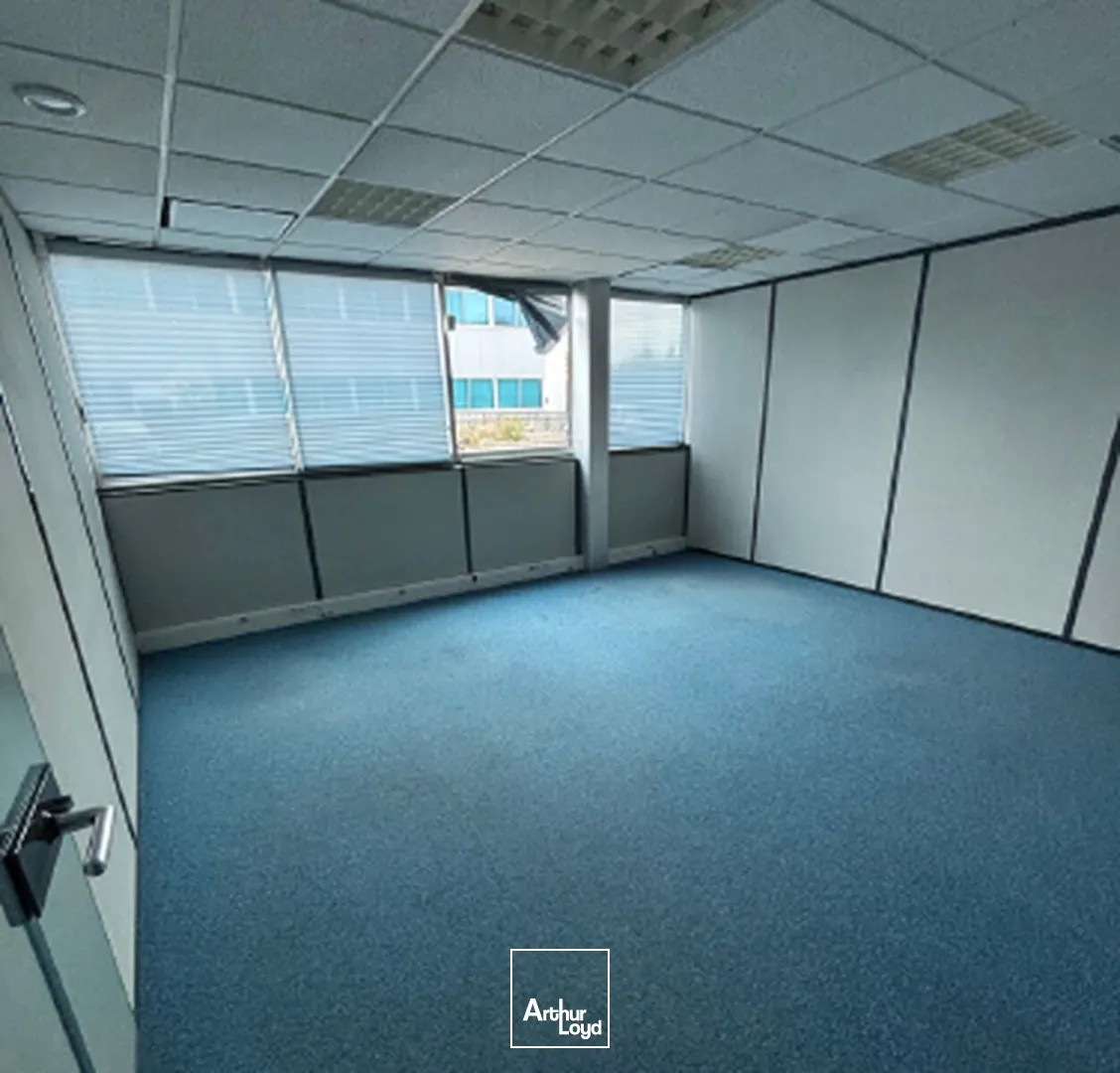 Bureaux - Location - MERIGNAC - 33700 - 107-324 - 7954174