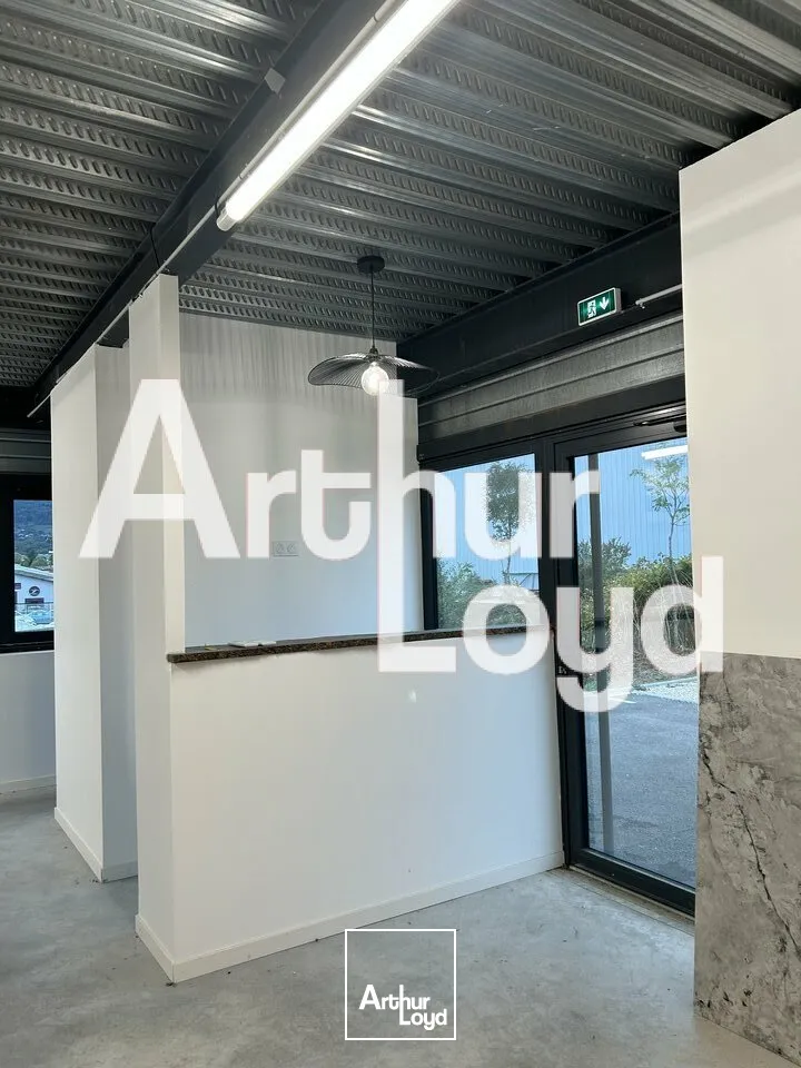 Locaux d'activité & Entrepôts - Location - LA MOTTE SERVOLEX - 73290 - 250-250 - 7954246