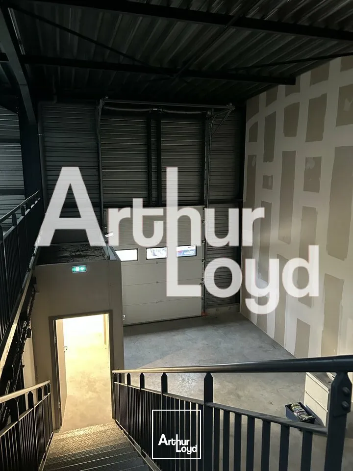 Locaux d'activité & Entrepôts - Location - LA MOTTE SERVOLEX - 73290 - 250-250 - 7954248