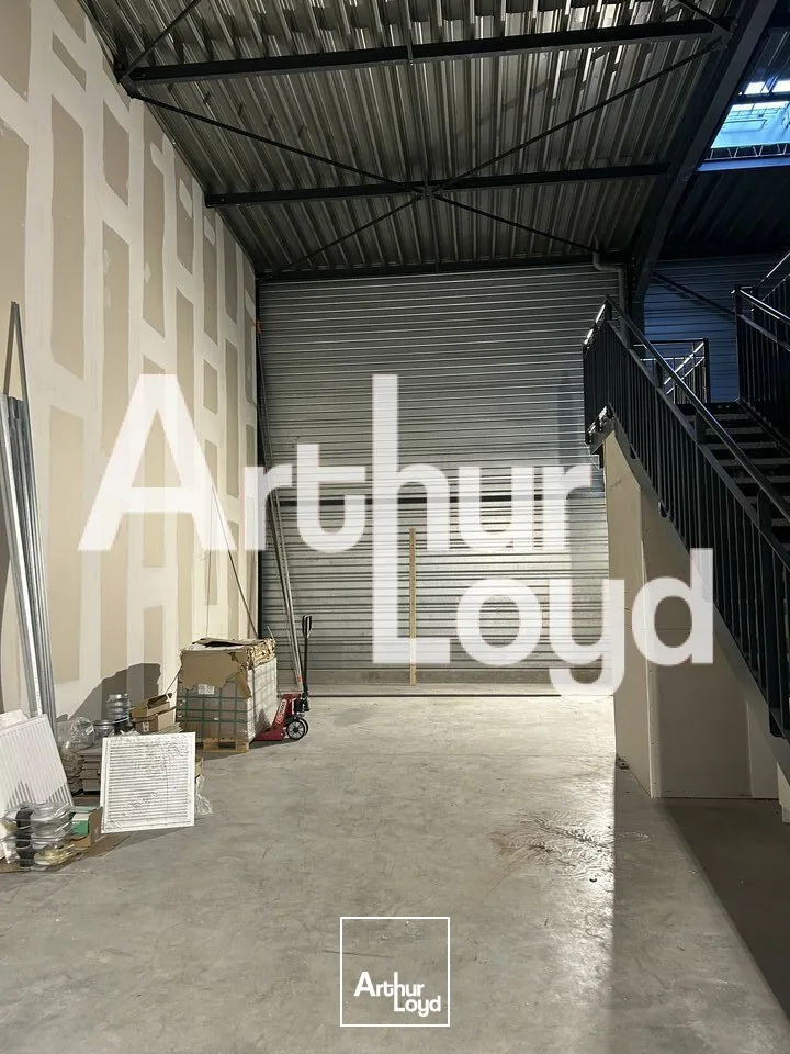 Locaux d'activité & Entrepôts - Location - LA MOTTE SERVOLEX - 73290 - 250-250 - 7954251