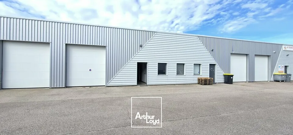 Locaux d'activité & Entrepôts - Location - LONGVIC - 21600 - 172-172 - 7955965