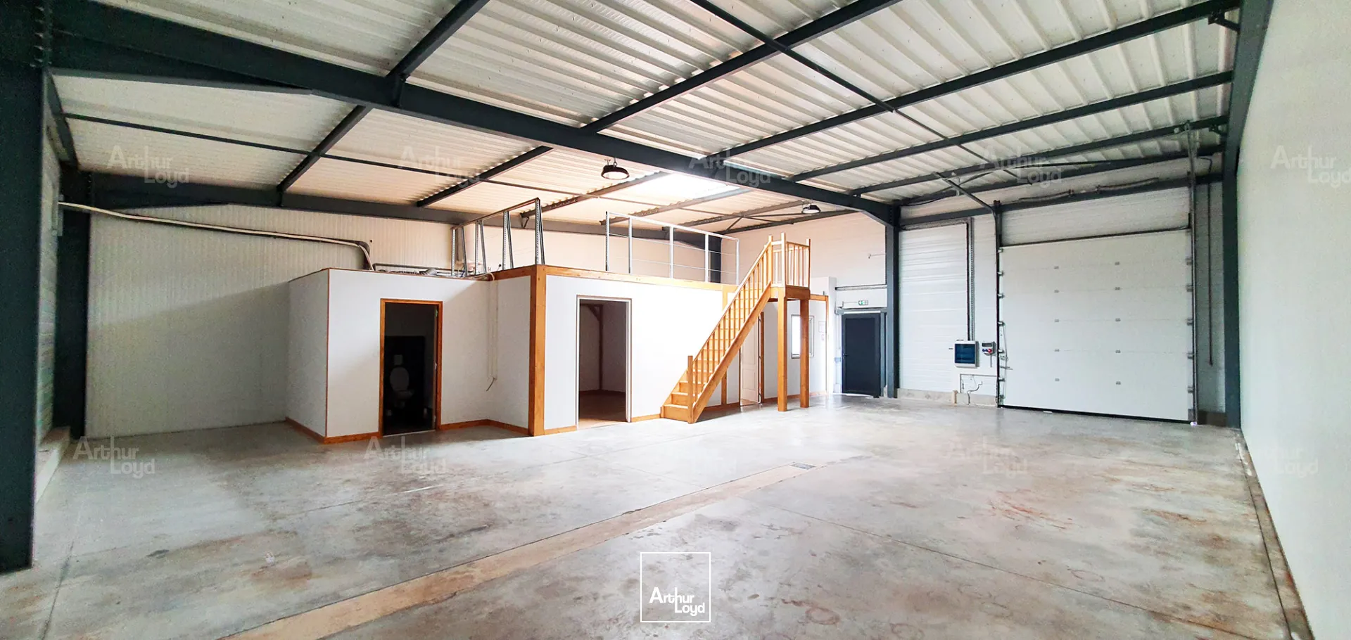 Locaux d'activité & Entrepôts - Location - LONGVIC - 21600 - 172-172 - 7955966