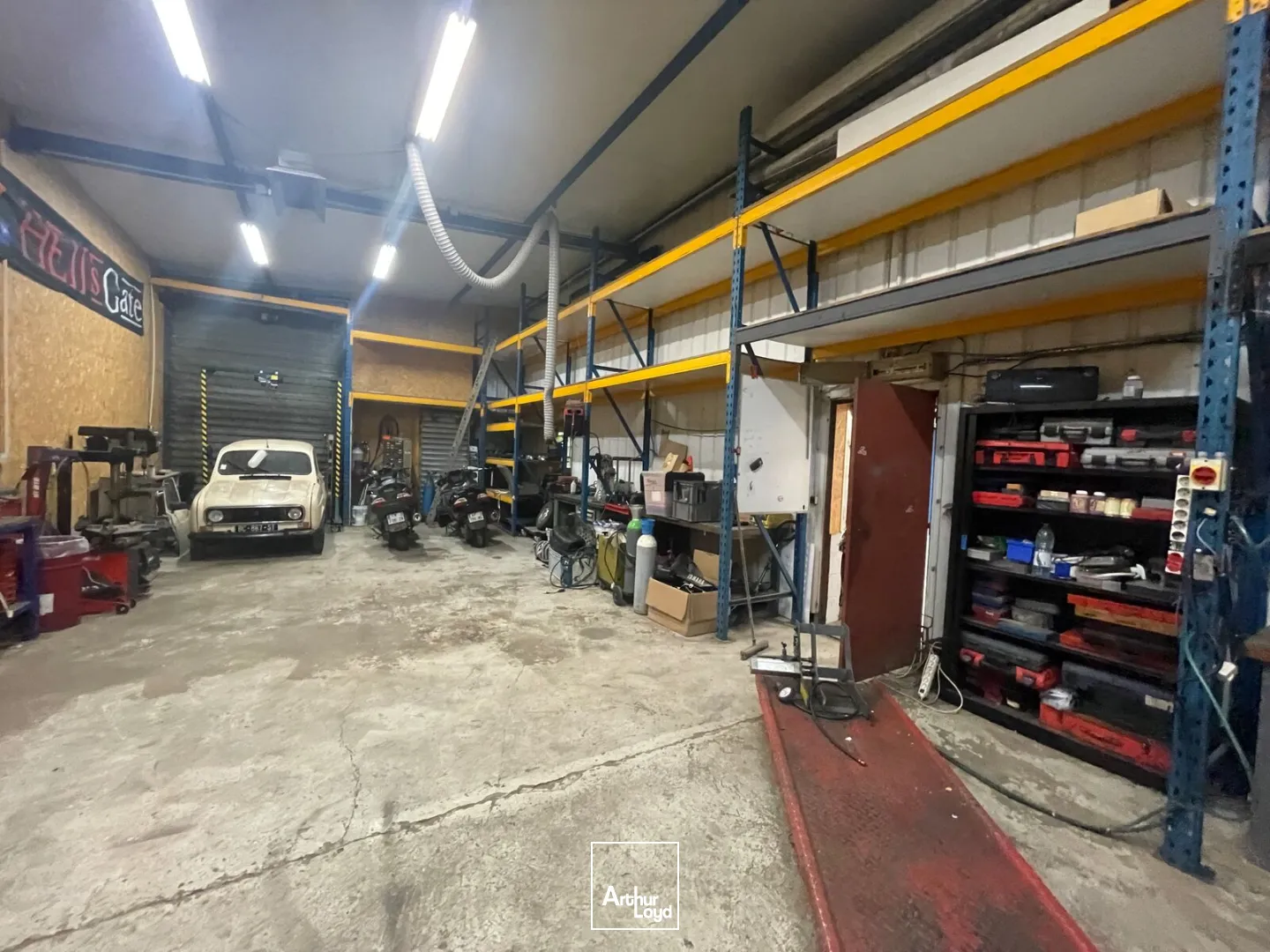 Locaux d'activité & Entrepôts - Location - MERU - 60110 - 702-702 - 7956117