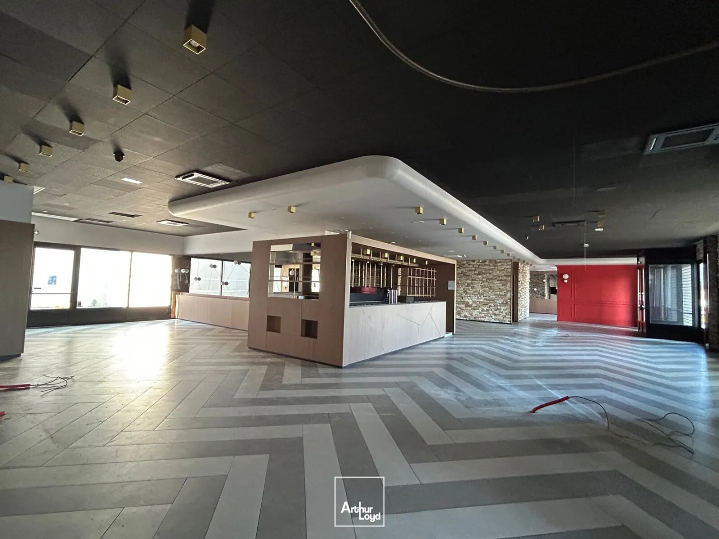 Locaux commerciaux - Vente - SAINT QUENTIN - 02100 - 2716.32-2716.32 - 7956140