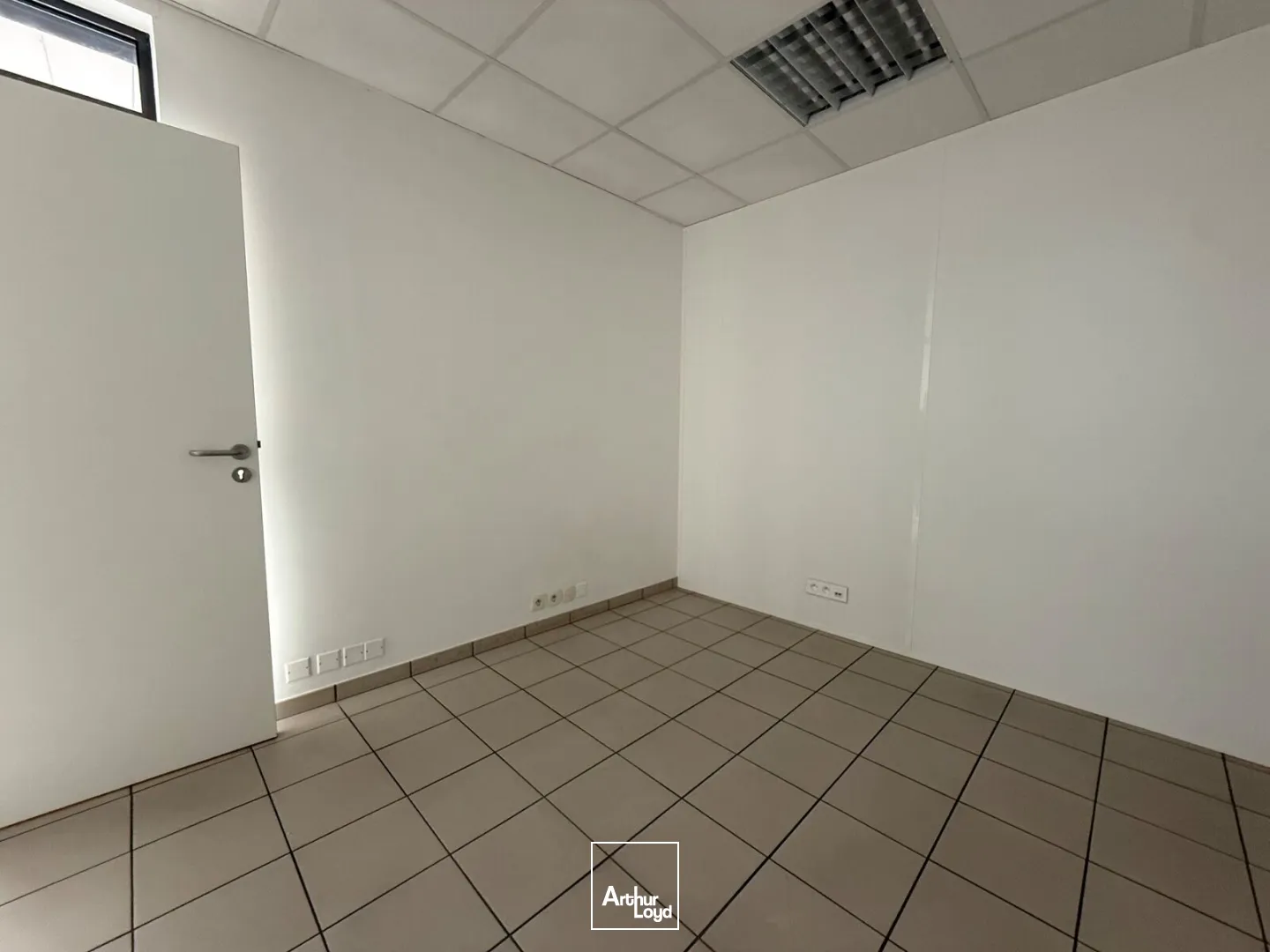 Bureaux - Location - REZE - 44400 - 47-132 - 7956471