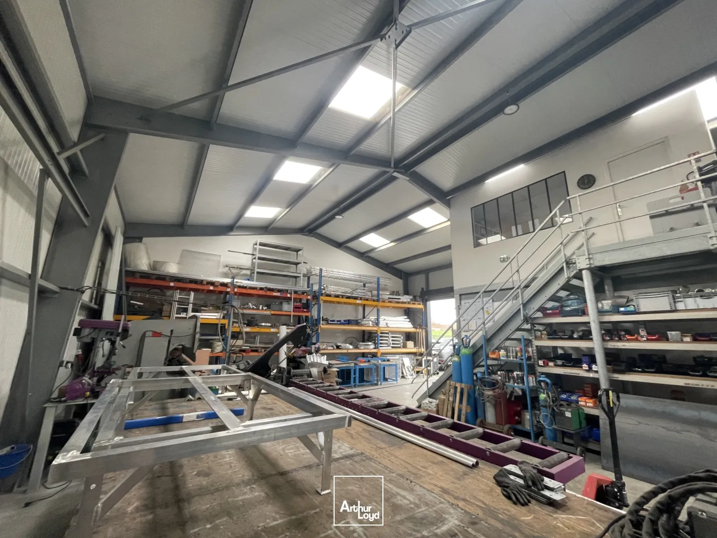 Locaux d'activité & Entrepôts - Location - BOURG ACHARD - 27310 - 240-240 - 7956481