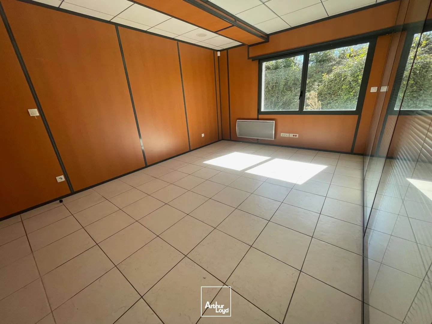 Bureaux - Vente - LE VAL D'HAZEY - 27600 - 400-400 - 7956488
