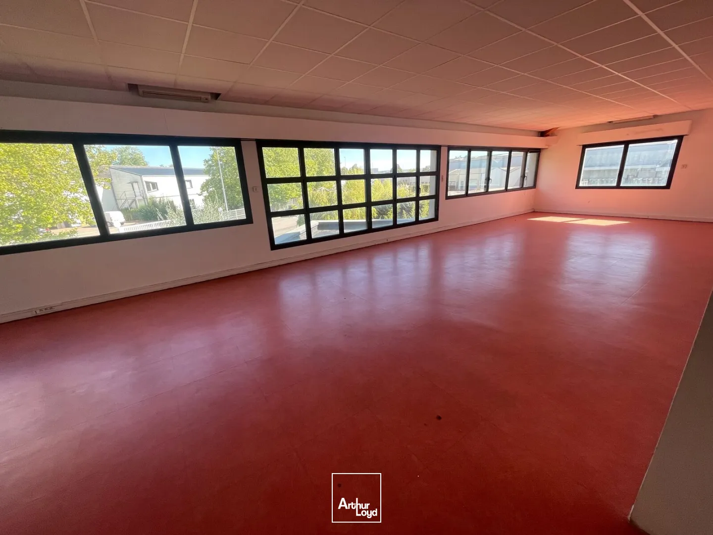 Bureaux - Vente - LE VAL D'HAZEY - 27600 - 400-400 - 7956492
