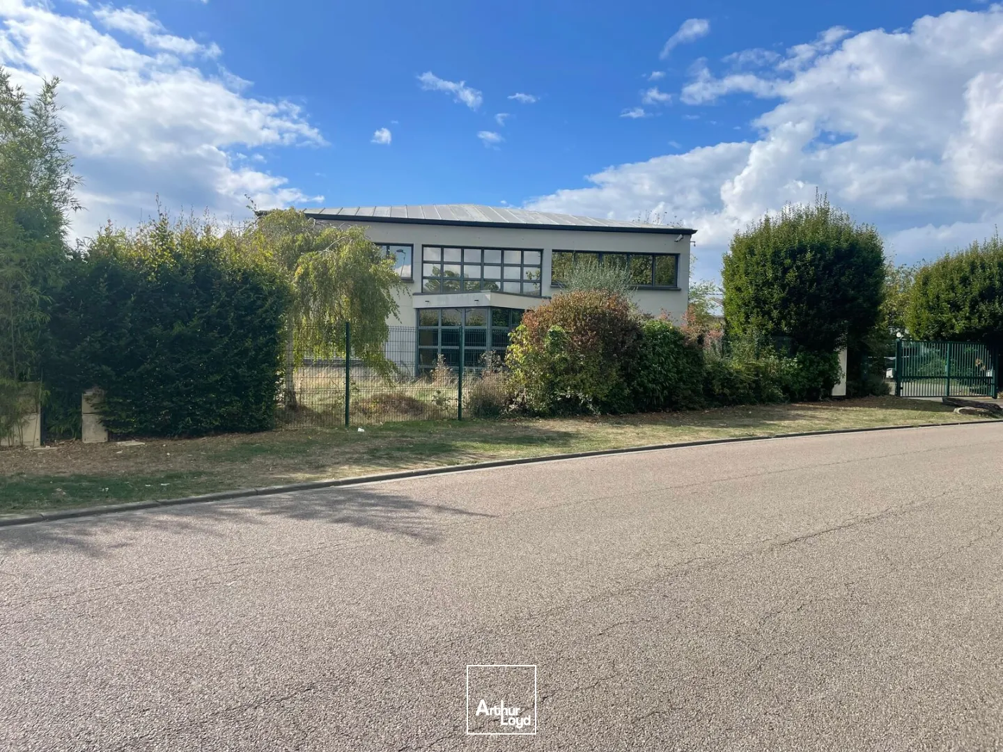 Bureaux - Vente - LE VAL D'HAZEY - 27600 - 400-400 - 7956494