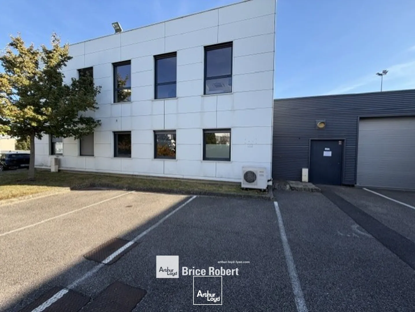 Bureaux - Location - CHAMPAGNE AU MONT D'OR - 69410 - 134-134 - 7956829