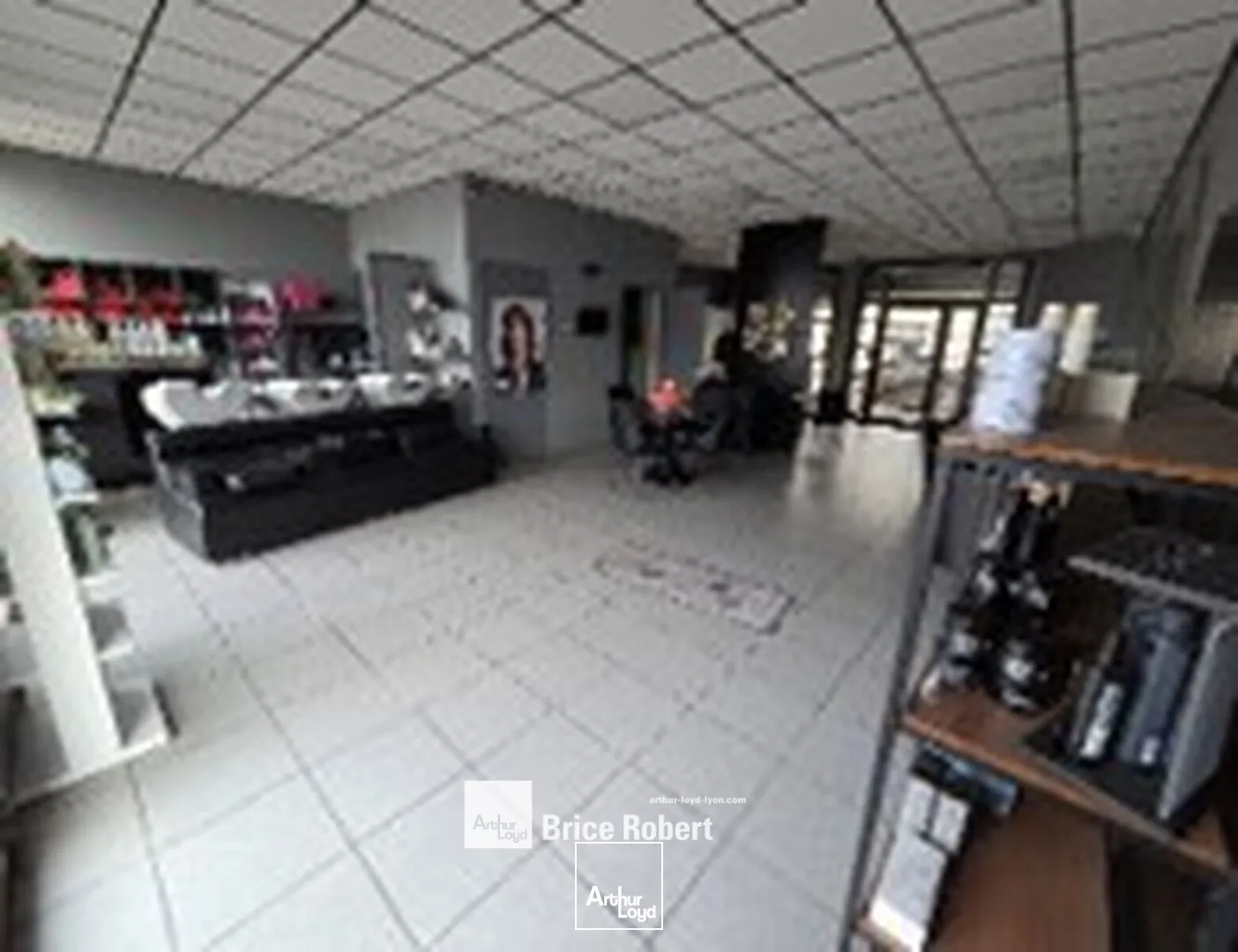 Locaux commerciaux - Location - DECINES CHARPIEU - 69150 - 133-133 - 7956842