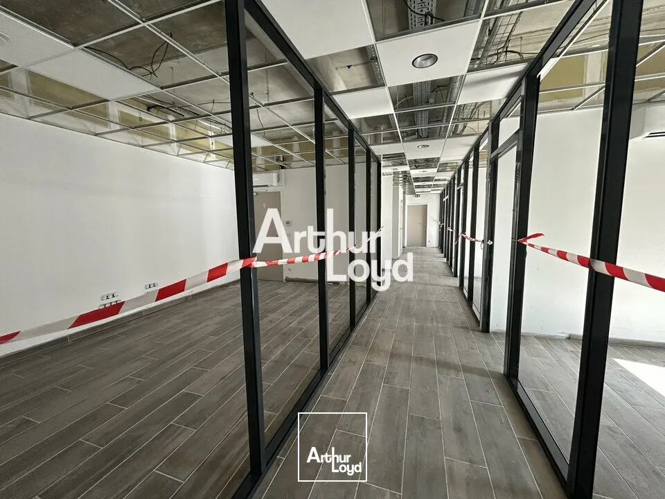 Locaux d'activité & Entrepôts - Vente - FREJUS - 83600 - 1252-1252 - 7956940