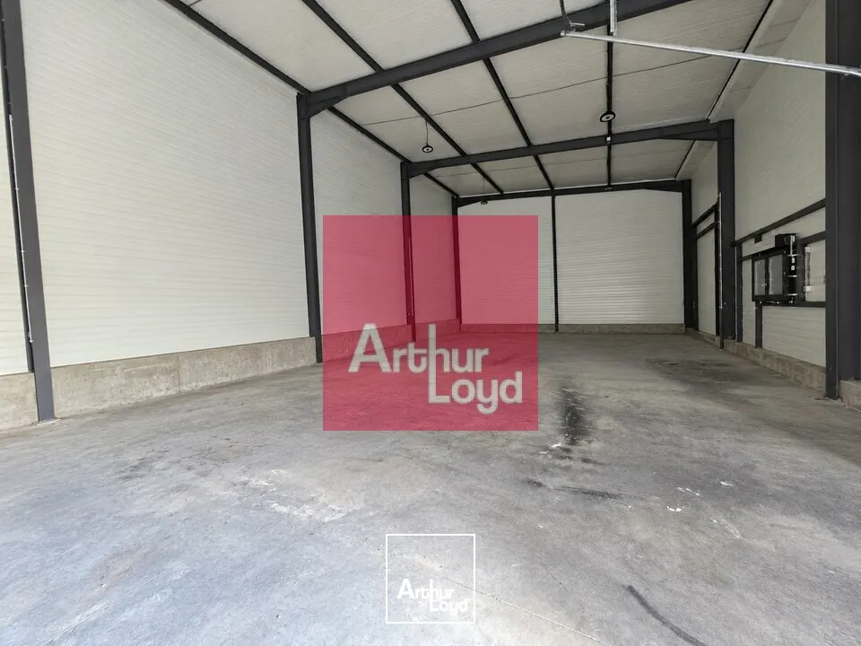 Locaux d'activité & Entrepôts - Location - AUBIÈRE - 63170 - 200-200 - 7957002