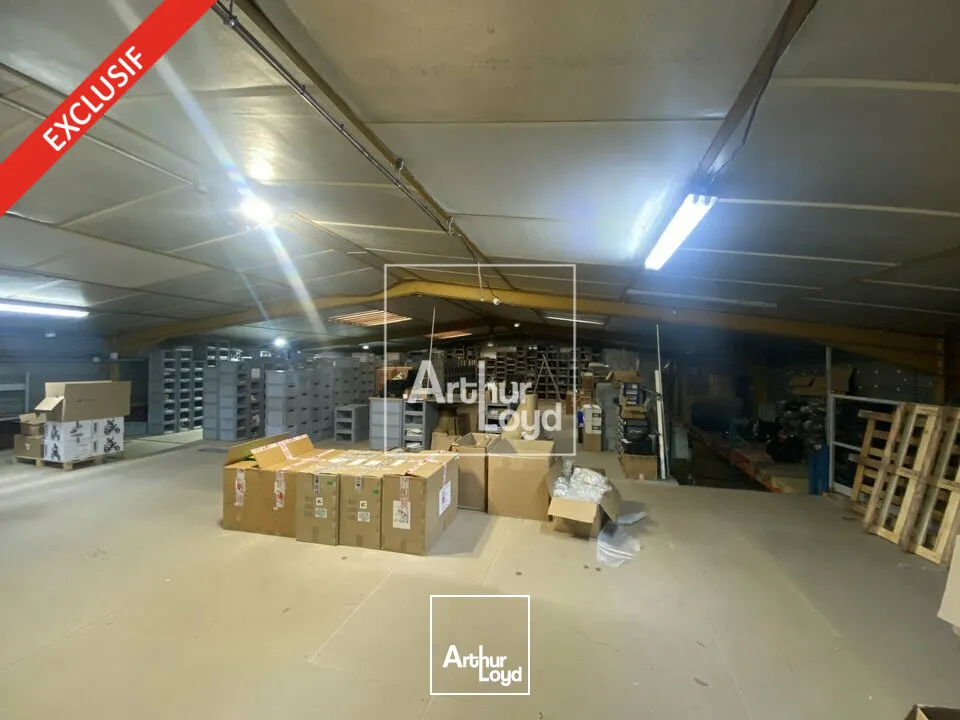 Locaux d'activité & Entrepôts - Vente - VERNEUIL-L'ÉTANG - 77390 - 571-571 - 7957118